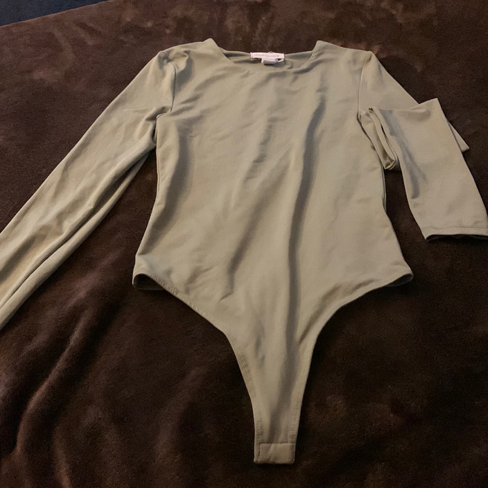 olive green king sleeve bodysuit